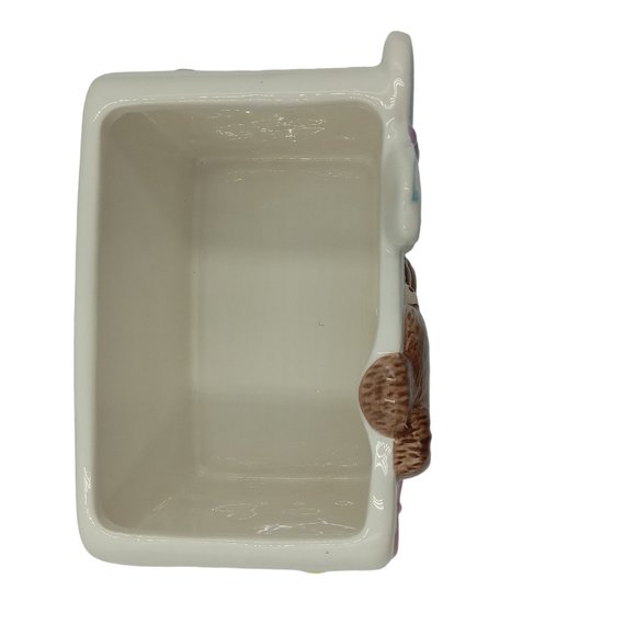 VTG Planter With Teddy Bear Chasing Butterflies In The Flowers - Picture 6 of 10